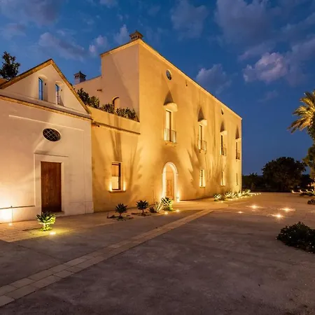 Tenuta Rocci Cerasoli 度假村 帕拉比塔